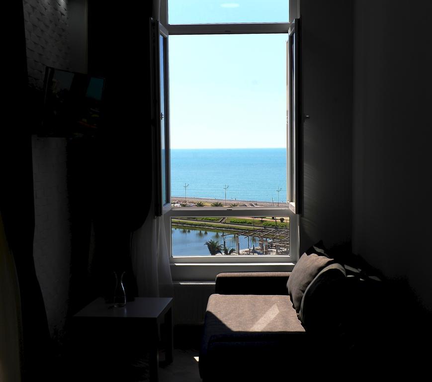 Queen Tamara Apartment Batumi Ngoại thất bức ảnh