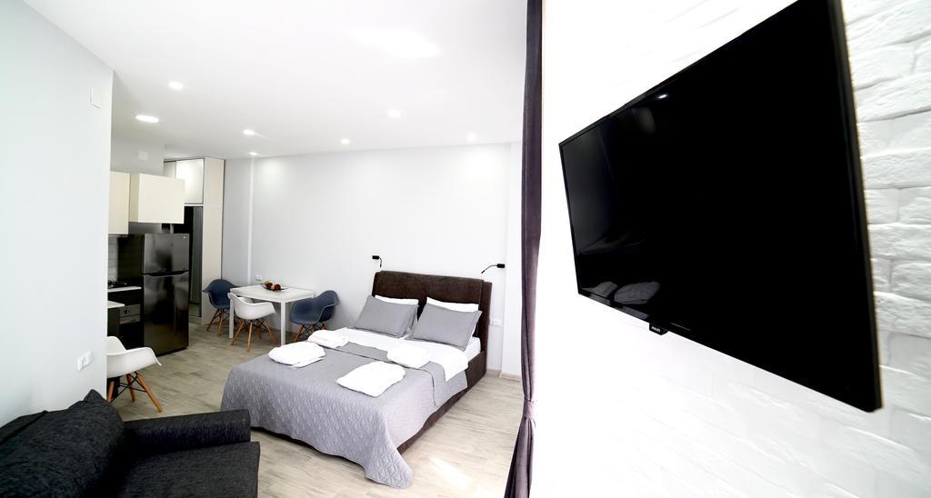 Queen Tamara Apartment Batumi Ngoại thất bức ảnh